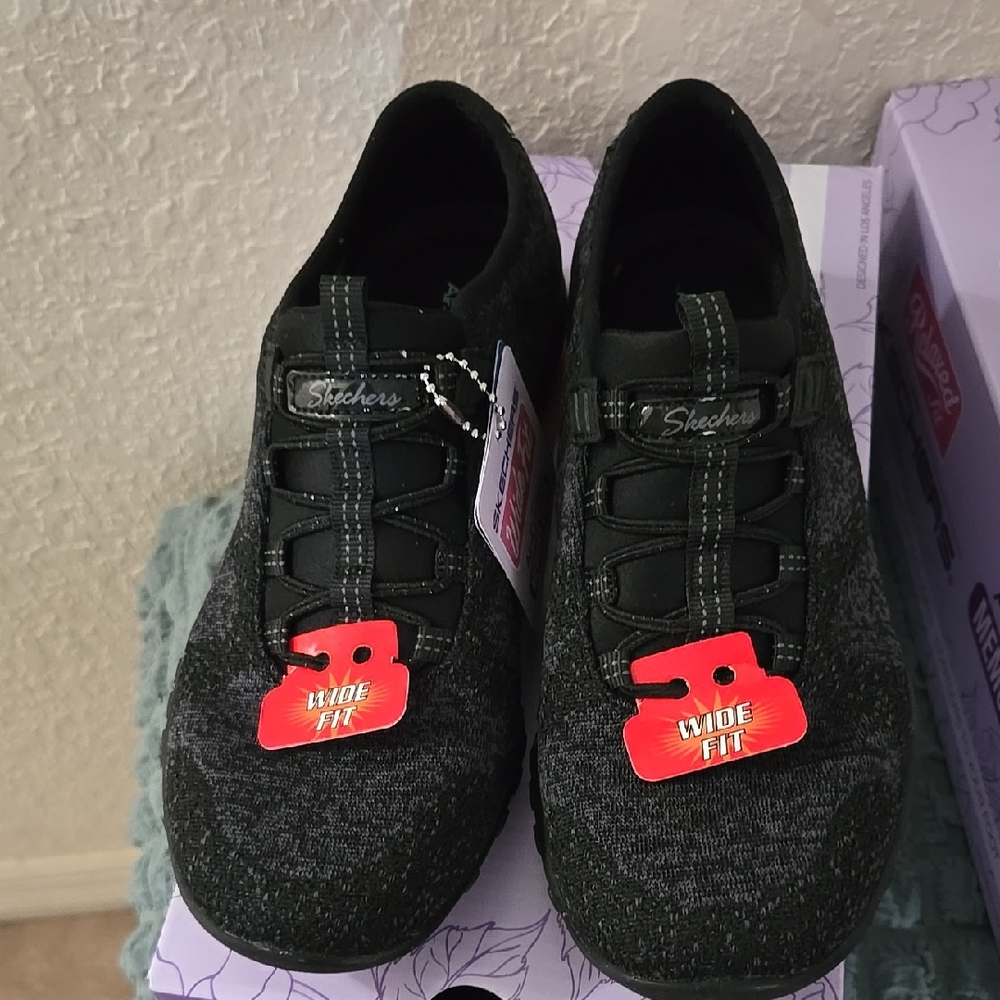 Skechers Women's Black Wide Fit Shoes